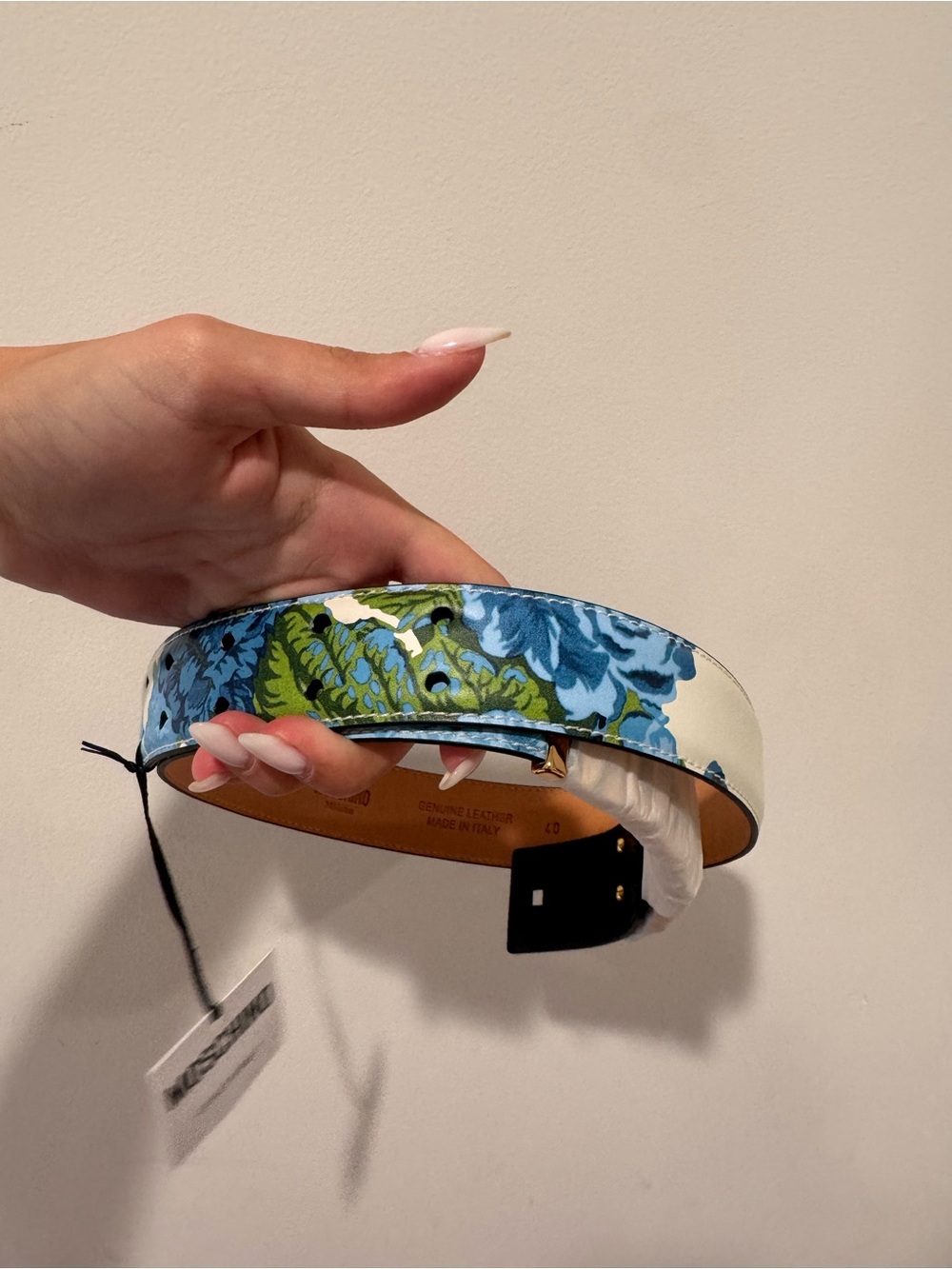 Moschino floral Leather Headband in Blue and Green (gold colored moschino)